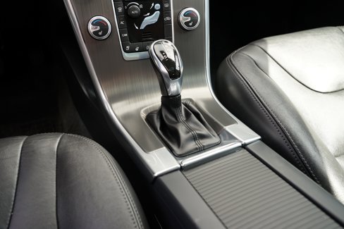 Used 2016 Volvo XC60 T6 Platinum w/ Protection Package image 26