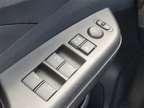 Used 2016 Honda CR-V SE image 15