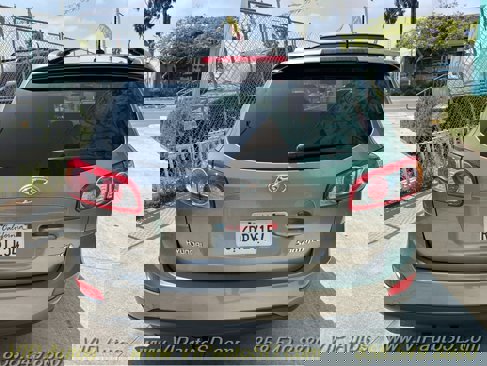 Used 2011 Hyundai Santa Fe SE image 12