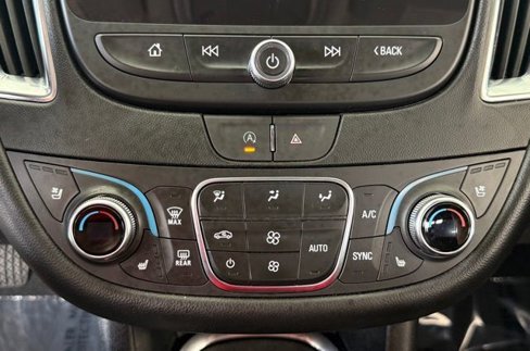 Used 2024 Chevrolet Malibu LT image 9