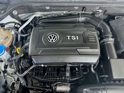 Used 2016 Volkswagen Jetta Sport image 29