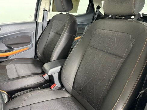 Used 2021 Ford EcoSport SE w/ SE Convenience Package image 16