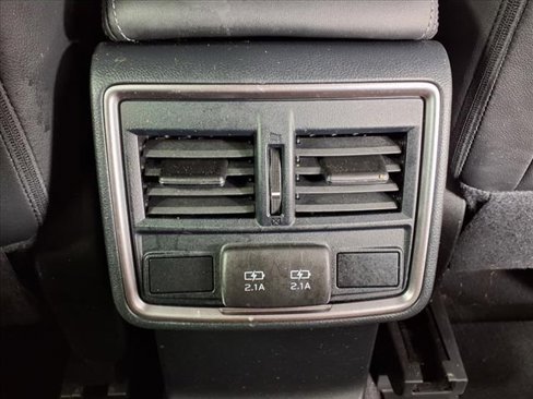 Used 2019 Subaru Forester Limited image 12