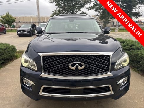 Used 2017 INFINITI QX80 4WD w/ Driver Assistance Package image 2