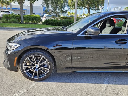 Used 2019 BMW 330i xDrive Sedan w/ Convenience Package image 10