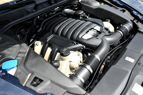 Used 2013 Porsche Cayenne GTS image 46