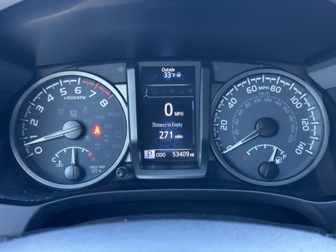 Used 2021 Toyota Tacoma TRD Sport image 39