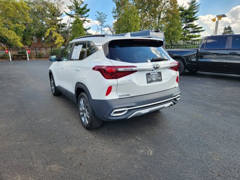 Used 2021 Kia Seltos S image 6