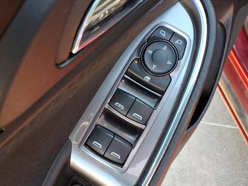 Used 2018 Chevrolet Malibu LT image 18