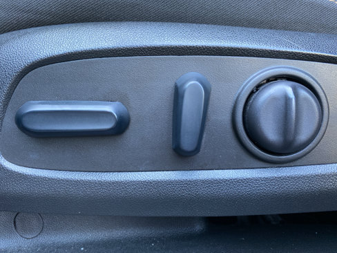 Used 2023 Chevrolet Equinox LT image 14