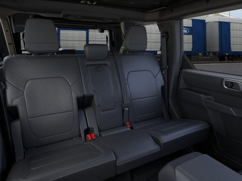 New 2025 Ford Bronco Badlands image 11