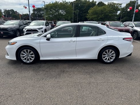 Used 2019 Toyota Camry LE image 8