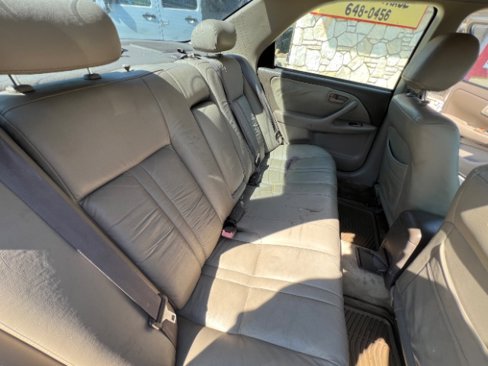 Used 2000 Toyota Camry XLE image 11