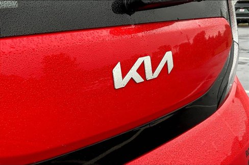 Used 2023 Kia Soul LX image 29
