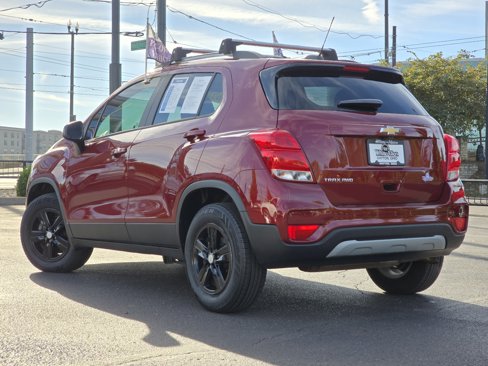 Certified 2022 Chevrolet Trax LT w/ LT Convenience Package image 17