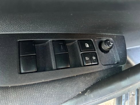 Used 2021 Toyota Corolla LE image 16