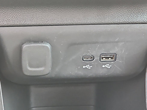 Used 2024 Chevrolet TrailBlazer LT image 22