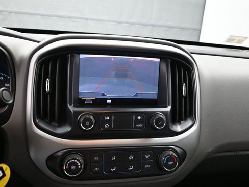 Used 2020 Chevrolet Colorado LT w/ Safety Package image 15