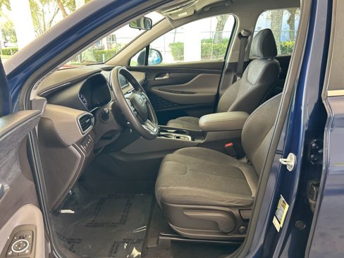 Used 2019 Hyundai Santa Fe SE image 5