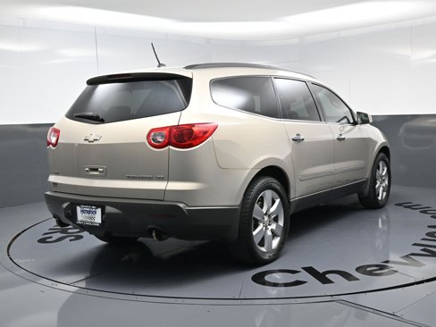 Used 2011 Chevrolet Traverse LTZ image 9