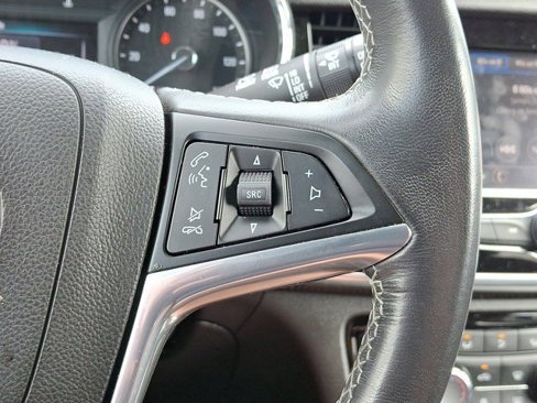 Certified 2022 Buick Encore Preferred image 21