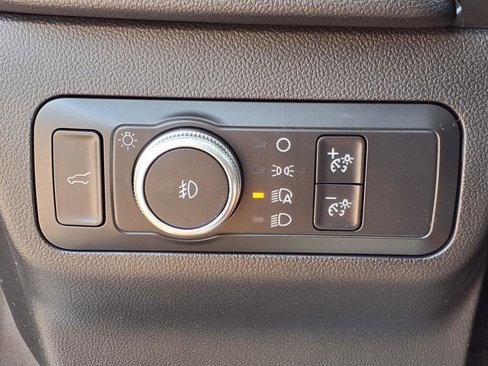 Used 2020 Ford Escape SEL image 16