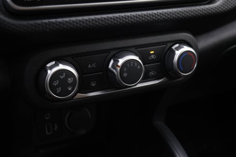Used 2022 Nissan Kicks S image 7