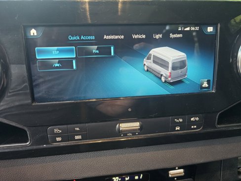 Used 2019 Mercedes-Benz Sprinter 2500 image 10