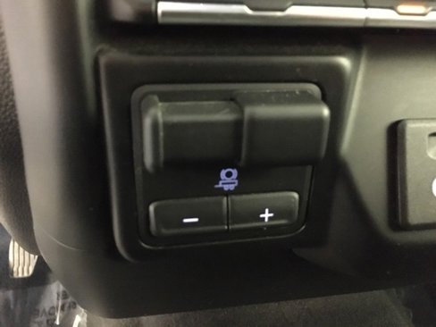 Used 2019 Chevrolet Silverado 1500 LT w/ All-Star Edition image 26