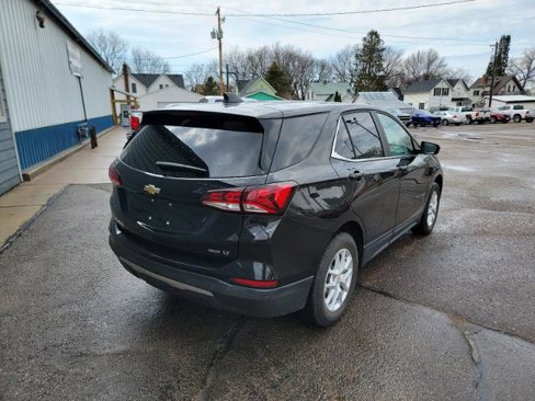 Used 2023 Chevrolet Equinox LT image 4