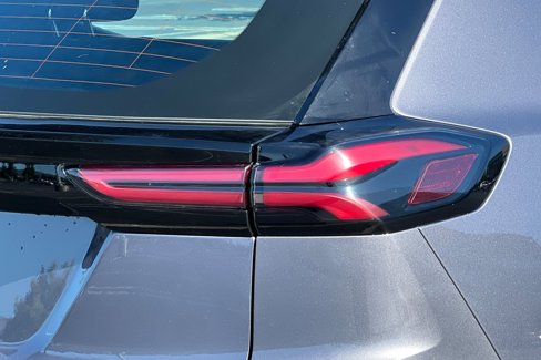 Certified 2022 Chevrolet Bolt EUV Premier w/ Sun & Sound Package image 49