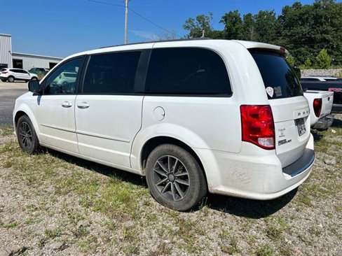 Used 2017 Dodge Grand Caravan GT image 4