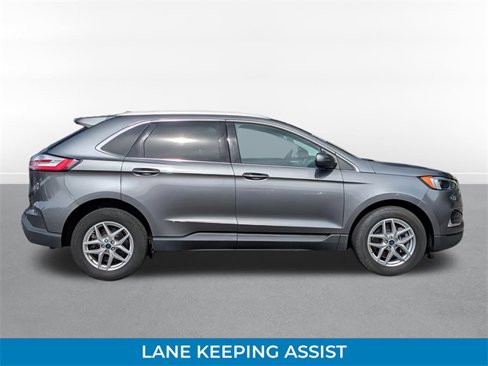 Used 2022 Ford Edge SEL w/ Convenience Package image 2