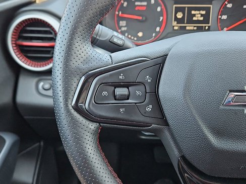 Used 2024 Chevrolet Trax RS w/ Driver Confidence Package image 16
