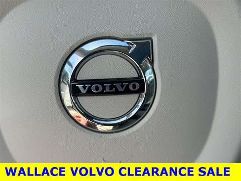 Used 2024 Volvo XC60 B5 Plus w/ Protection Package Premier image 15