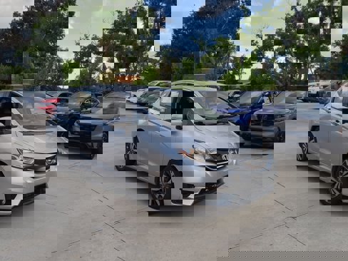 Used 2016 Honda Fit EX image 2