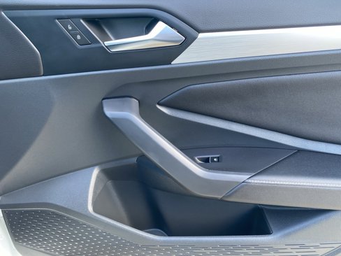Certified 2025 Volkswagen Jetta S image 26