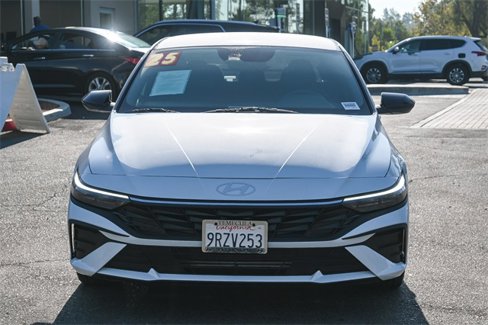 Certified 2025 Hyundai Elantra Sport image 2