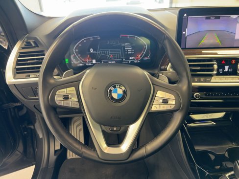 Certified 2024 BMW X4 xDrive30i image 17