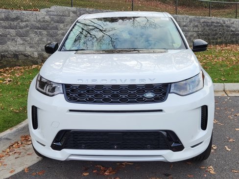 Used 2025 Land Rover Discovery Sport S image 8