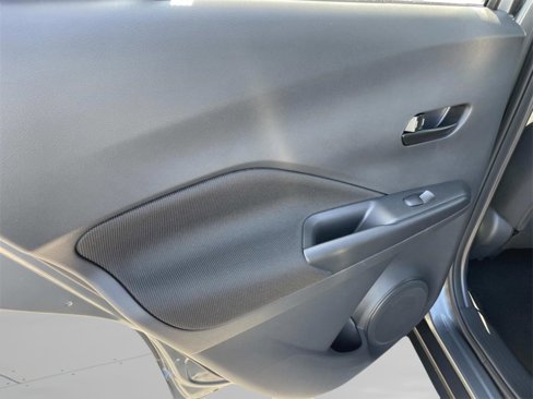 New 2025 Nissan Kicks S image 9