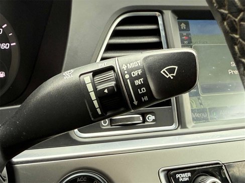 Used 2017 Hyundai Sonata Limited 2.0T image 31