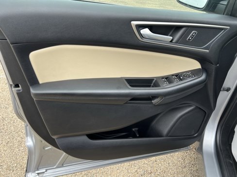 Used 2022 Ford Edge SEL image 24
