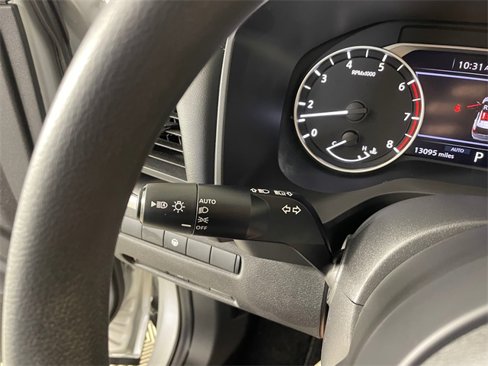 Used 2024 Nissan Rogue SV image 14