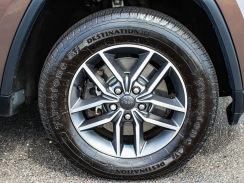 Used 2021 Jeep Grand Cherokee Limited image 7