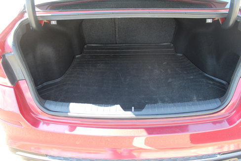 Used 2019 Kia Optima S w/ S Panoramic Sunroof Package image 9