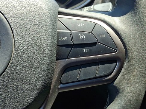 Used 2021 Jeep Cherokee Latitude Lux 80th Anniv w/ Quick Order Package 26U 80TH image 22