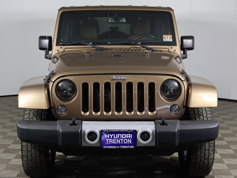 Used 2015 Jeep Wrangler Unlimited Sahara w/ Dual Top Group image 8