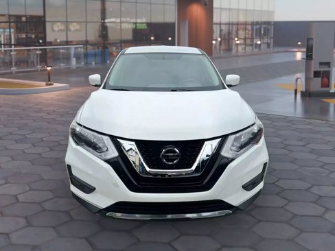 Used 2018 Nissan Rogue S image 19