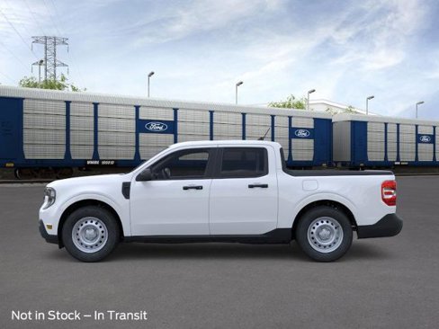 New 2025 Ford Maverick XL image 3